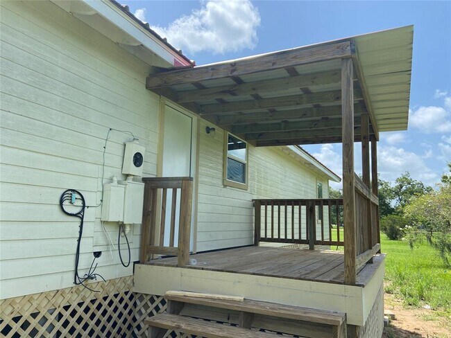 Building Photo - 7471 FM457