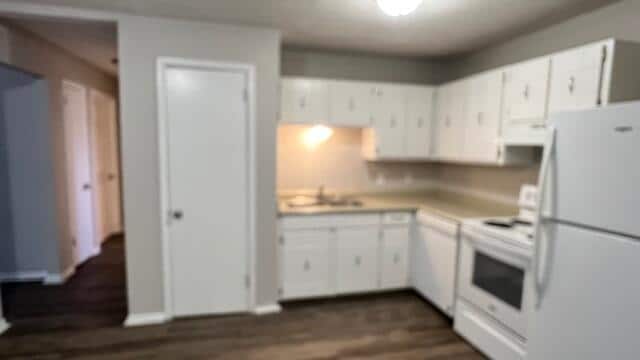 Building Photo - 210 Hendricks Blvd