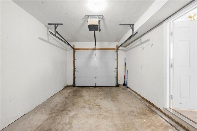 Building Photo - 67 N Quinsigamond Ave