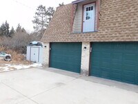 Building Photo - "Charming 2-Bedroom Retreat in Pequot Lakes!"