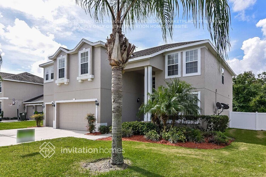 Building Photo - 3290 Fawnwood Dr