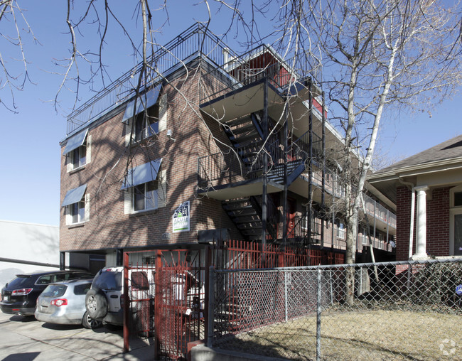 Primary Photo - Adamson Apartments