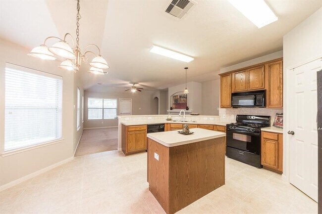 Building Photo - 9934 Barr Lake Dr