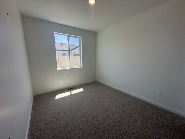 Building Photo - Brand New 4 Bed 2 Bath Home!