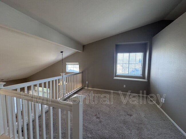 Building Photo - 10335 Point Reyes Cir