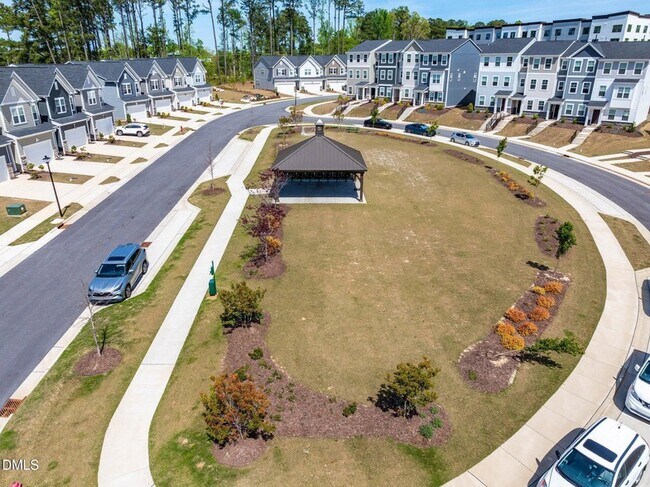 Building Photo - 1838 Woodall Crest Dr