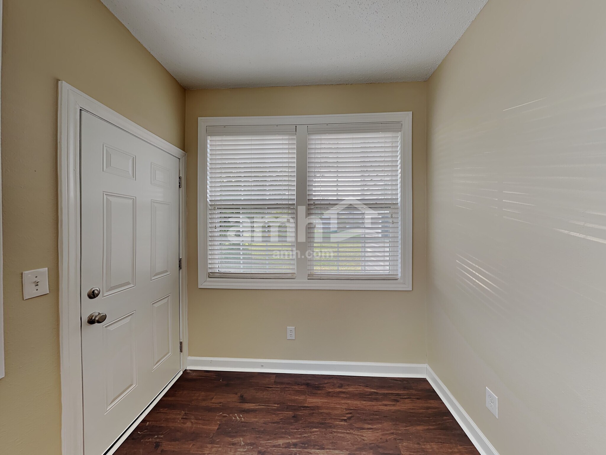 Building Photo - 1071 Sassafras Trl