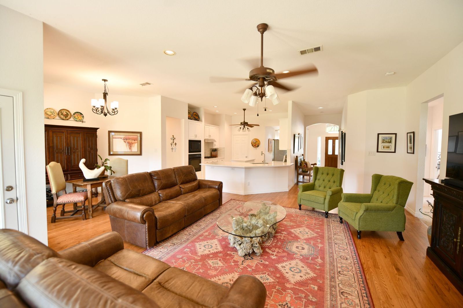Building Photo - 2505 Spring Hill Ln