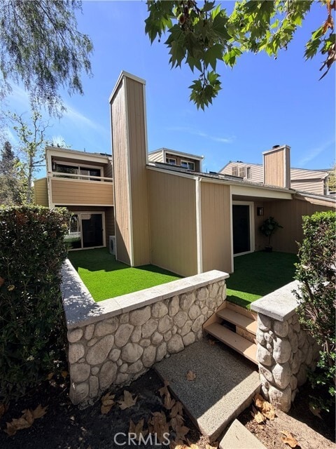 Building Photo - 23551 Ave La Caza