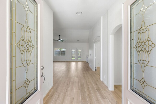 Building Photo - Beautiful Remodeled Single-Story Home W/ Pool in Southern Highlands