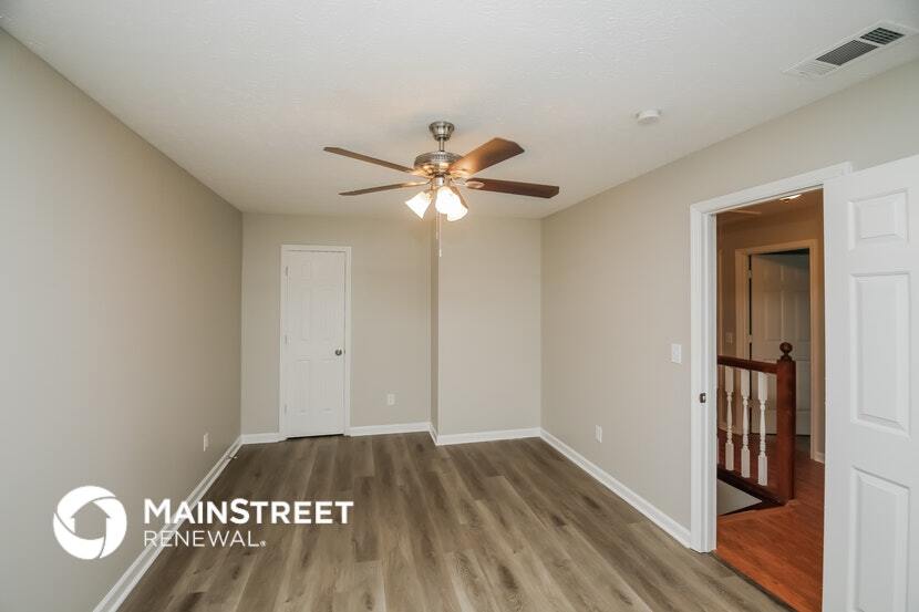 Building Photo - 2452 Clintwood Dr