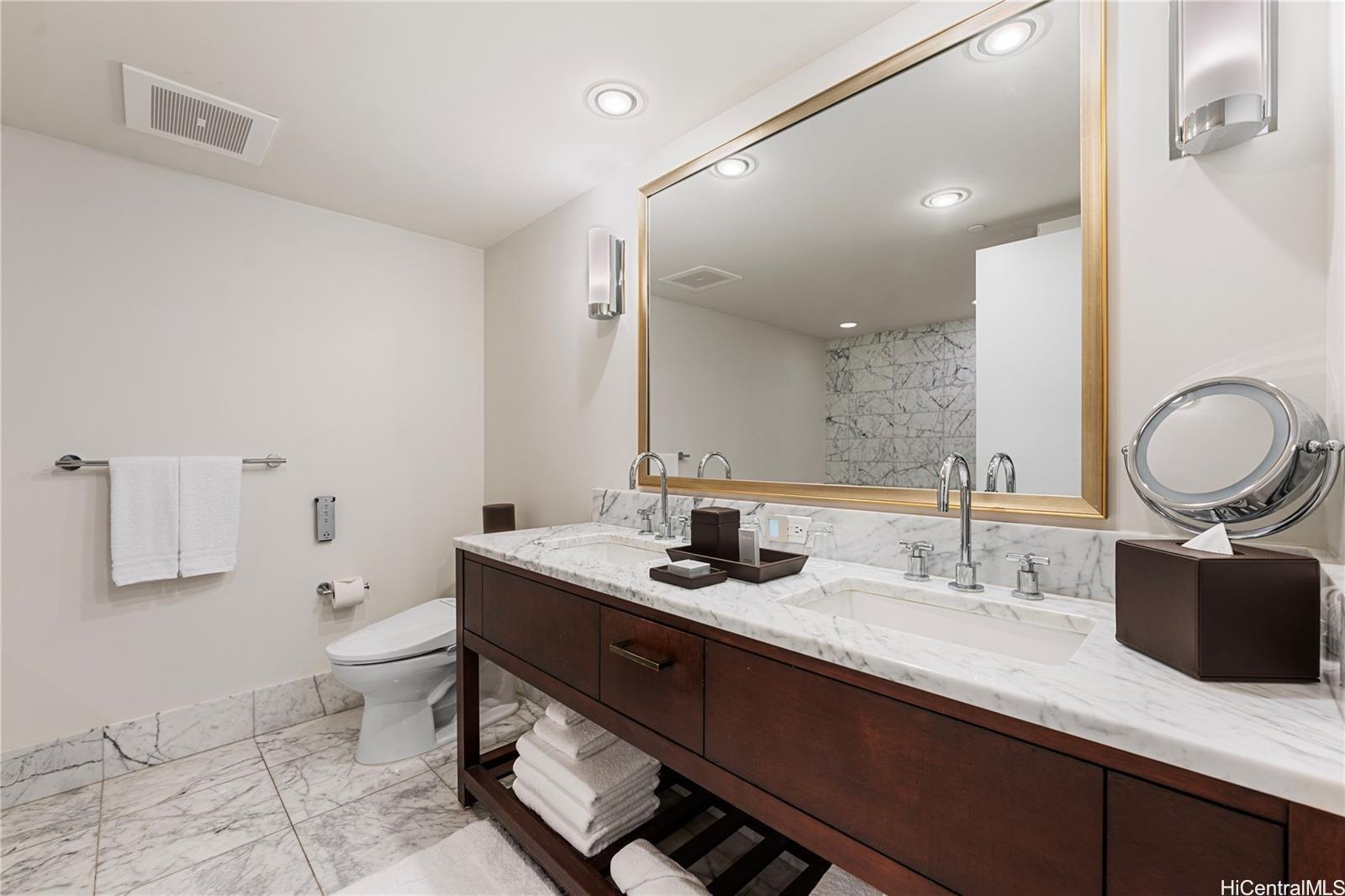 Bath dual sink vanity - 223 Saratoga Rd