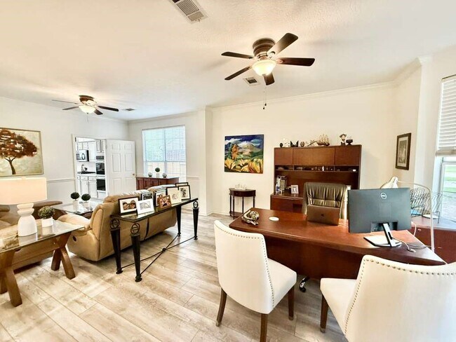 Building Photo - 65 S Hidden View Cir