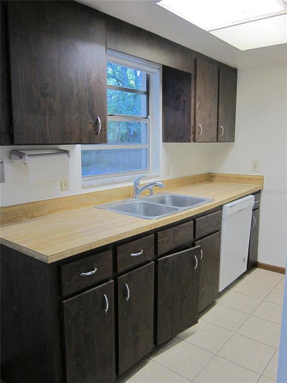 Building Photo - 1209 SW 80th Dr