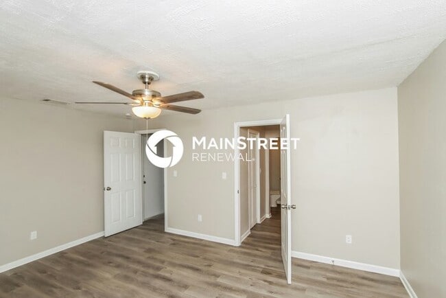 Building Photo - 3 Bedroom Pet-Friendly Home in PALM BAY, FL with Main Street Renewal