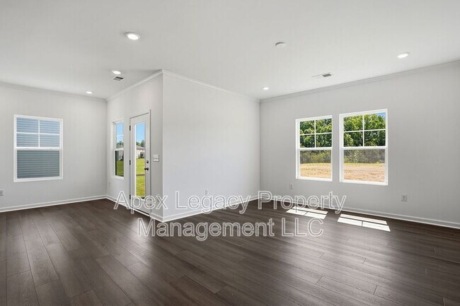 Building Photo - 767 Roy Adams Rd