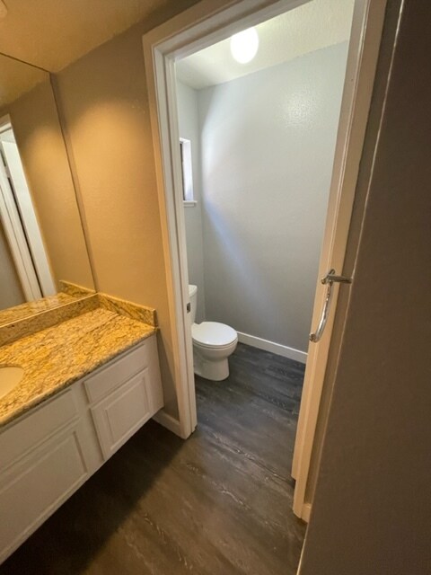 Building Photo - 6250 Sunny Meadow Ln