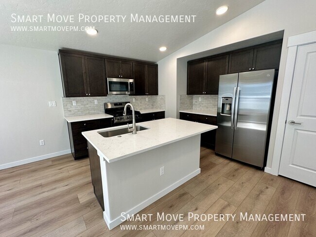 Building Photo - 7228 W Rygate Dr