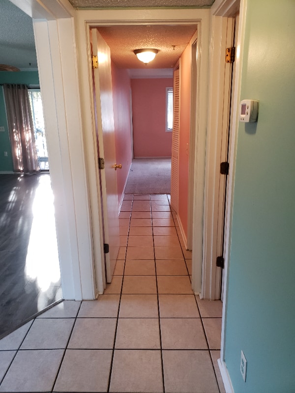 Building Photo - 4015 Fairway Dr