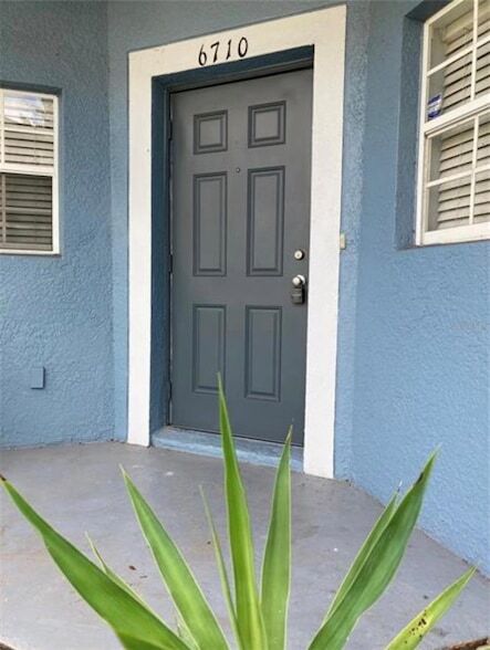 Primary Photo - 6710 Lake Camden Way