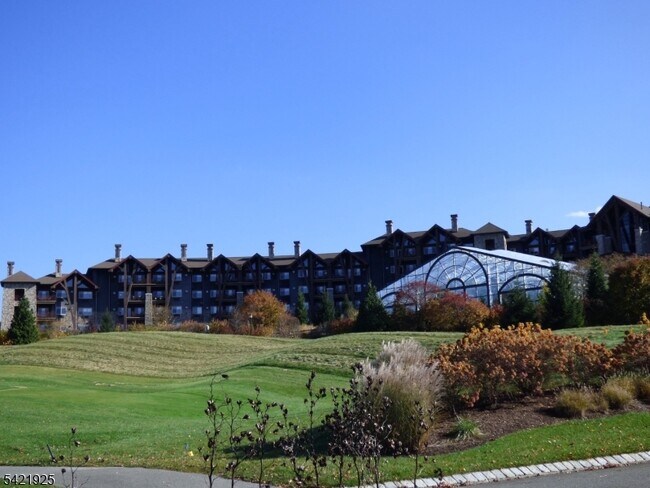 Building Photo - 169 Tarrington Rd