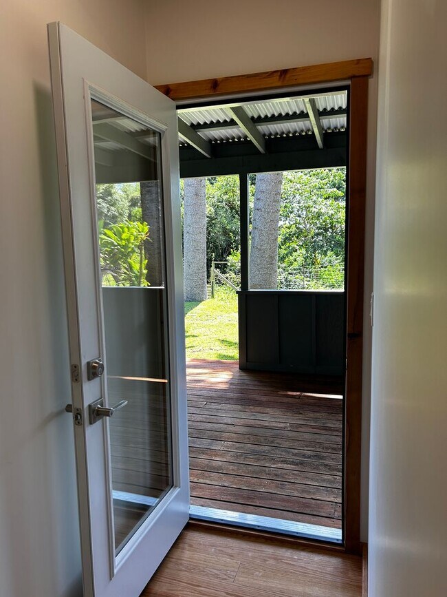 Building Photo - Brand New Luxury Furnished 3 bed 2 bath Ho...