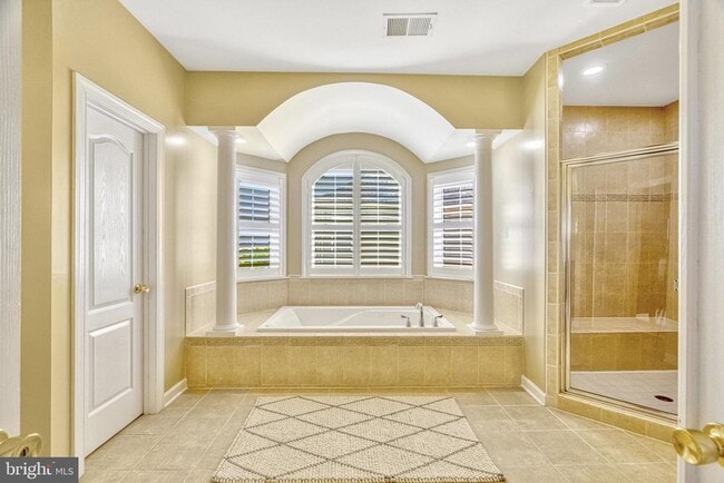 Building Photo - 22374 Dolomite Hills Dr