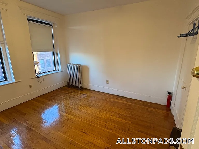 Building Photo - 1254 Commonwealth Ave