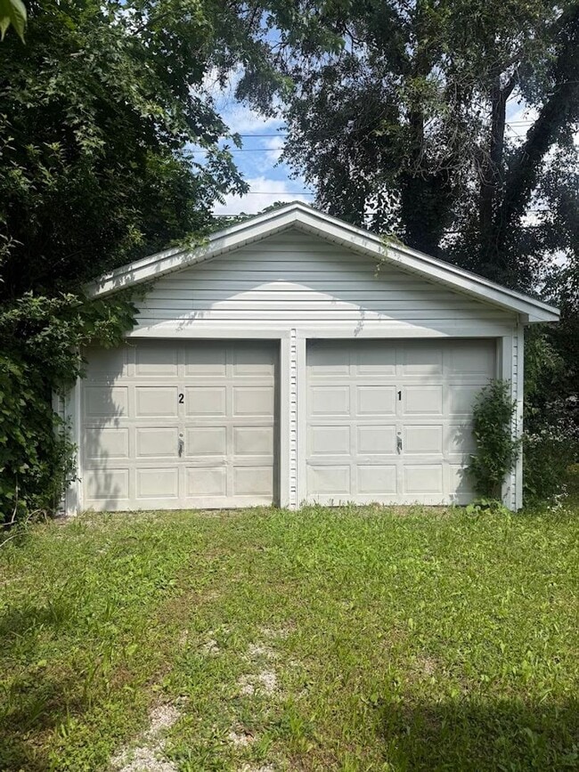 Building Photo - 1035 Berwin St