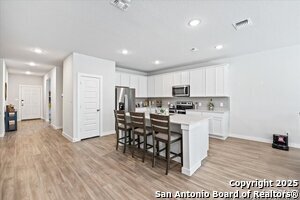Building Photo - 515 Bella Rosa Trl