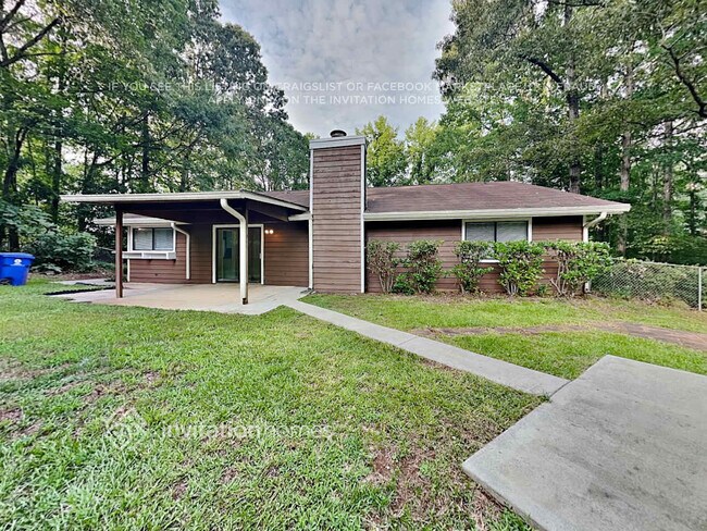 Building Photo - 5 Woodbine Point