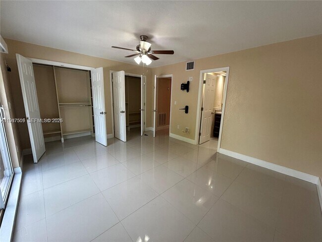 Building Photo - 5469 NW 170th Terrace