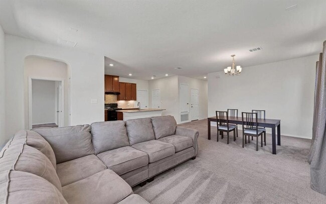 Building Photo - 229 Kennicott Dr