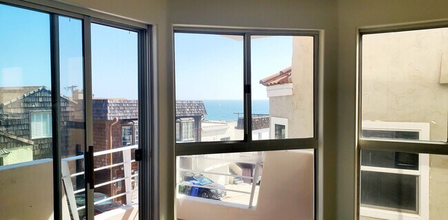 Building Photo - Luxury 2bd/2 bth with Ocean View