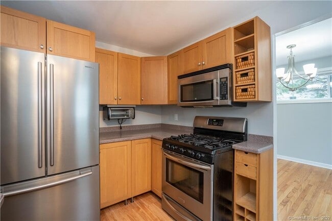 Building Photo - 34 John Smith Dr