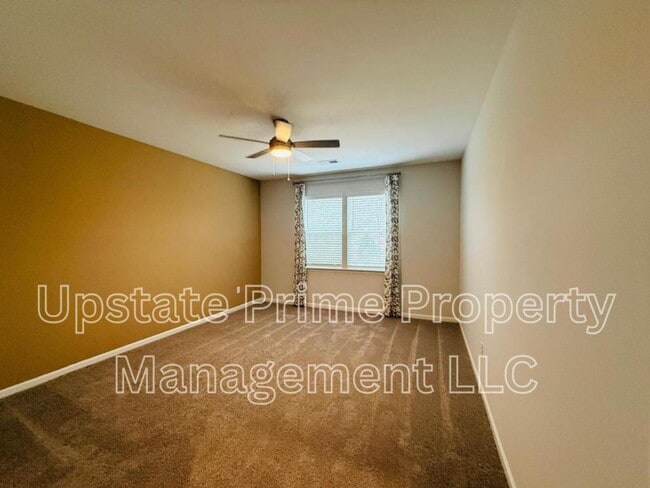 Building Photo - 412 Poinsett Bridge Wy