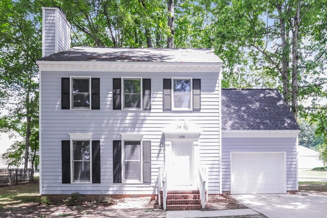 Building Photo - 102 Fawn Ridge Ct