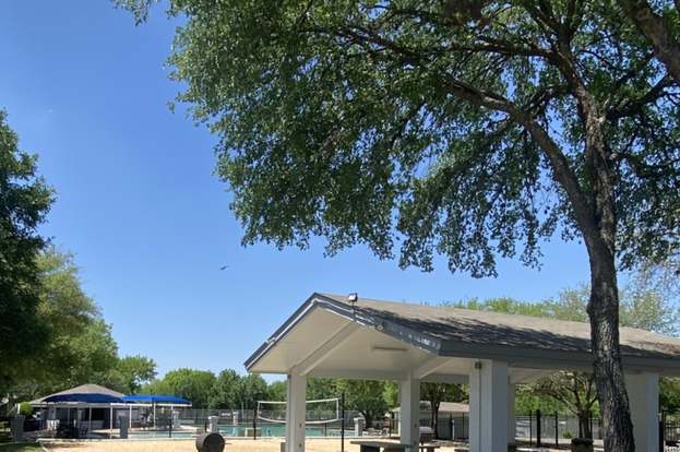 Building Photo - 12811 Hunting Bear