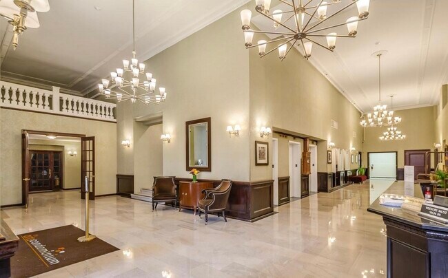 Building Photo - 1324 Locust St