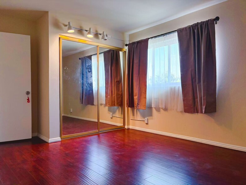 Bedroom #2 - 4340 Muscatel Ave