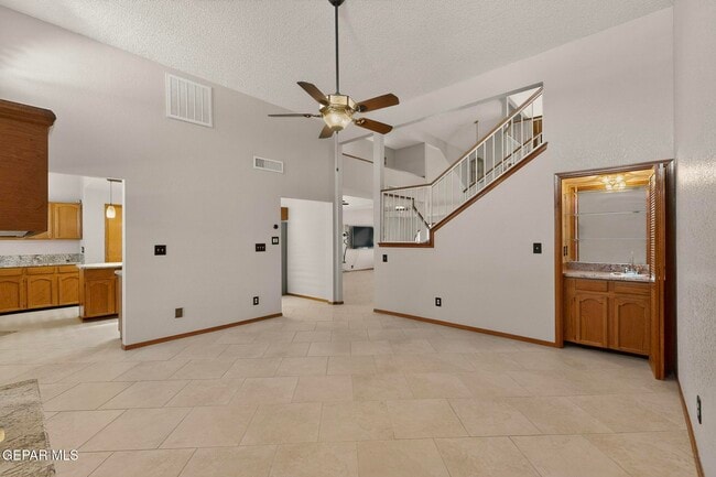 Building Photo - 851 Dulce Tierra Dr