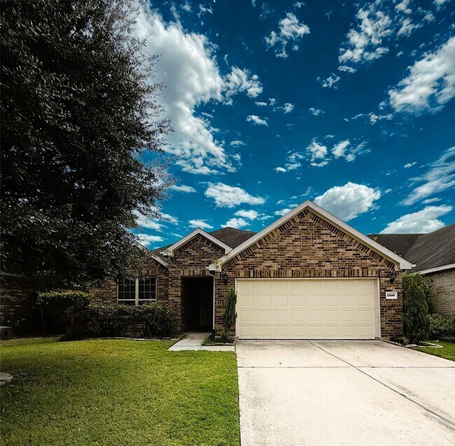 Primary Photo - 22646 Triangle Ridge Dr