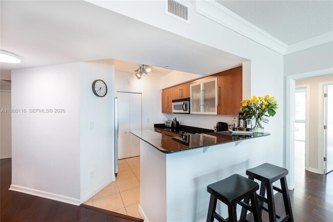 Building Photo - 335 S Biscayne Blvd