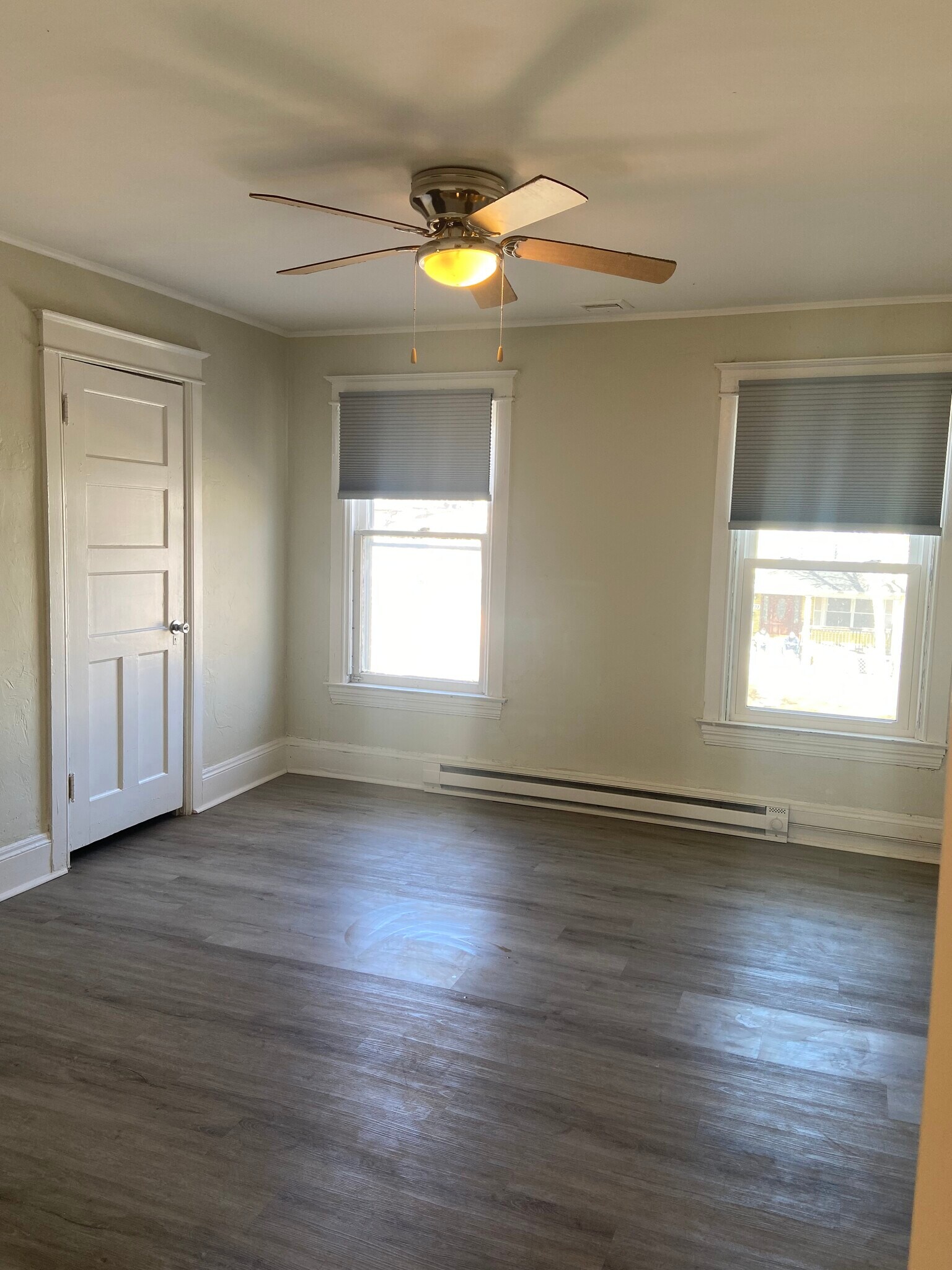 Building Photo - 734 Egleston Ave