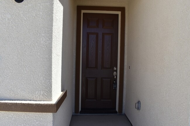 Building Photo - 4721 Irma Dr