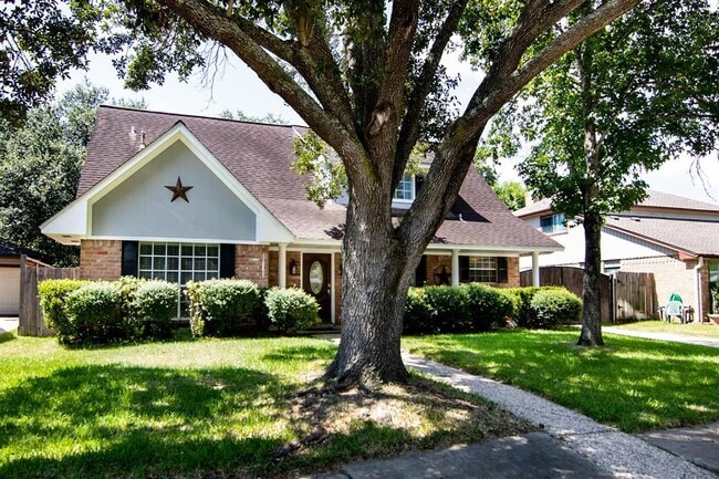 Building Photo - 505 Heathgate Dr