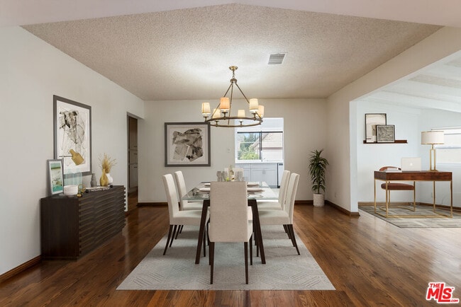 Building Photo - 459 S Bundy Dr