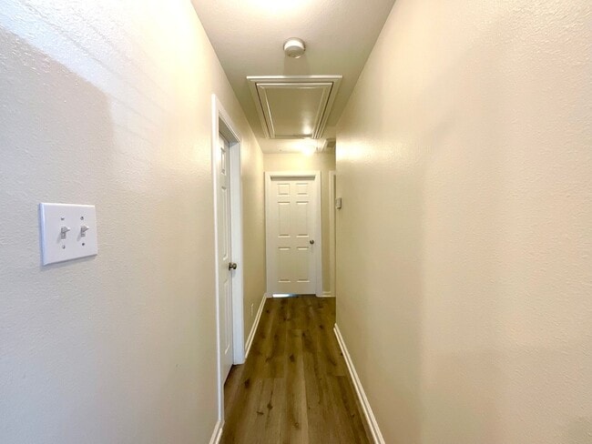 Building Photo - **APPLICATION RECEIVED** AVAILABLE! Spacious 3-Bedroom Home in a Secure Gated Community!