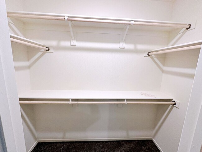 Building Photo - 1 MONTH FREE RENT* 3 BEDROOM TOWNHOUSE LOCATED IN INSPIRADA