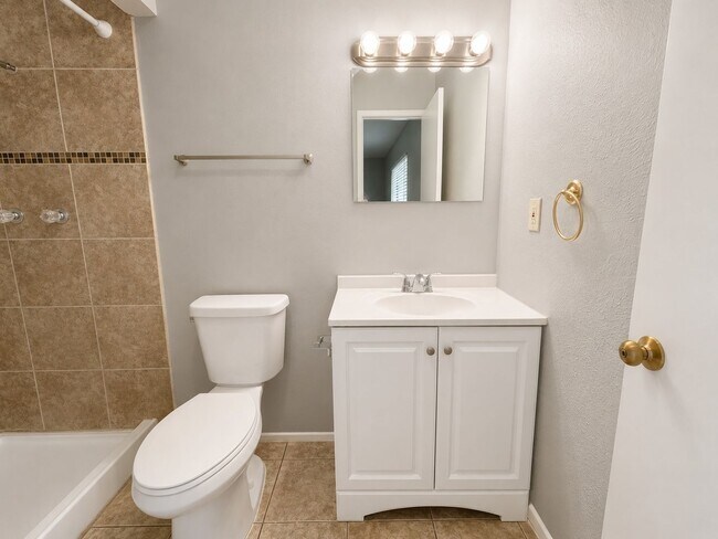 Building Photo - 3 Bedroom Single Family Home for rent  in Allen!